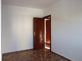 Piso en alquiler en Luis Montoto - Santa Justa en Sevilla