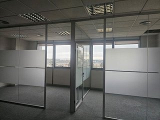 Oficina en venta en San Jerónimo en Sevilla