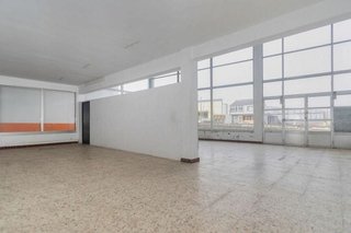 Nave industrial en venta en Outeiro de Rei