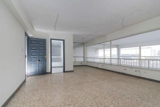 Nave industrial en venta en Outeiro de Rei
