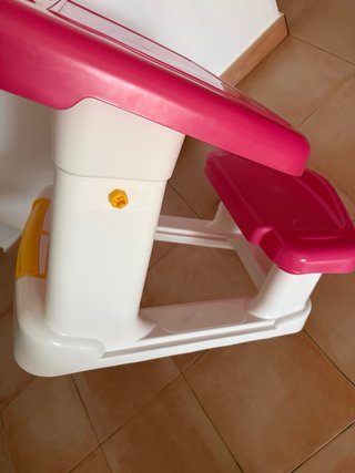 Pupitre Infantil de Plástico Rosa