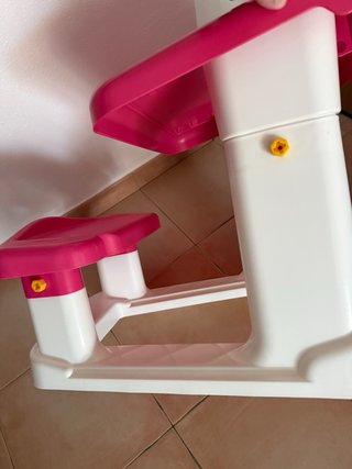 Pupitre Infantil de Plástico Rosa