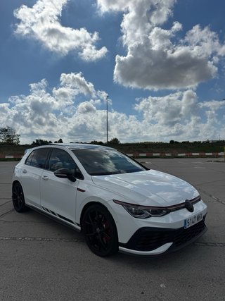 Volkswagen Golf 2023