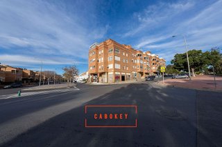 Local comercial en venta en Los Molinos - Villa Blanca en Almería