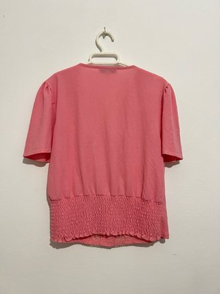Blusa Morgan rosa con encaje