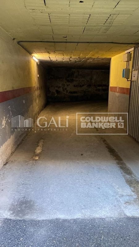 Parking space for rent in Pas de la Casa, Encamp · 2 of 8