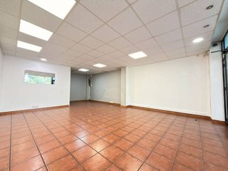 Local comercial en venta en La Marina de Port en Barcelona