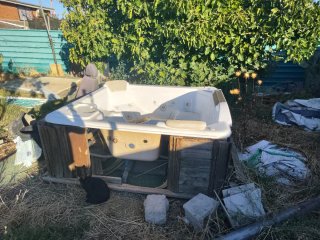 Jacuzzi con Carcasa de Madera