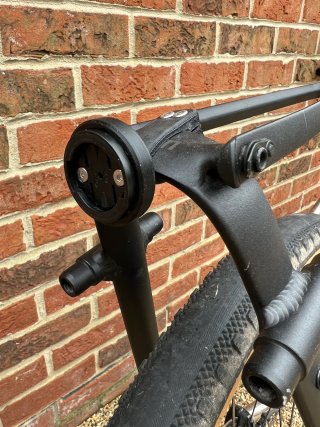 Soporte Garmin Varia para portaequipaje Tailfin