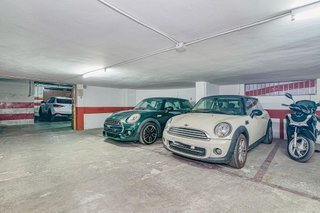 Garaje en venta en Centro - Sagrario en Granada