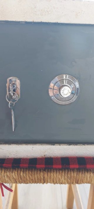Caja fuerte empotrable