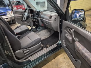 Suzuki Jimny 2000