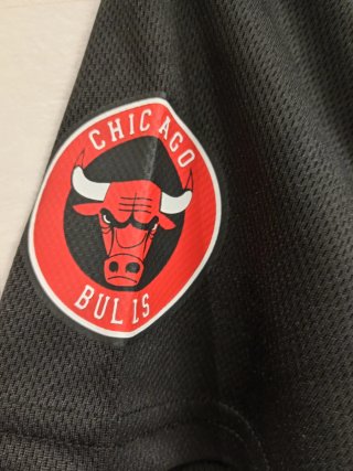 Camiseta Chicago Bulls x Marvel Negra
