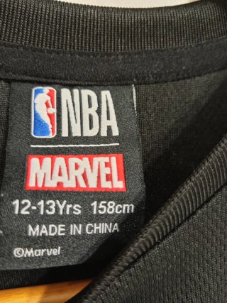 Camiseta Chicago Bulls x Marvel Negra