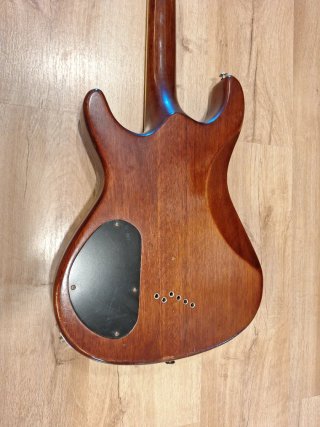 Guitarra Eléctrica Ibanez SZ320MH