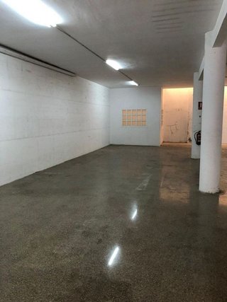 Local comercial en venta en Torrent Ballester en Viladecans