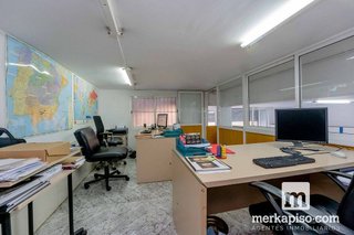Local comercial en venta en Torrent Ballester en Viladecans