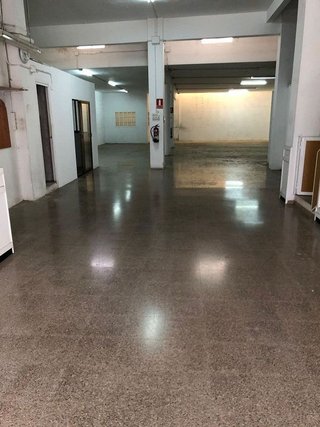 Local comercial en venta en Torrent Ballester en Viladecans