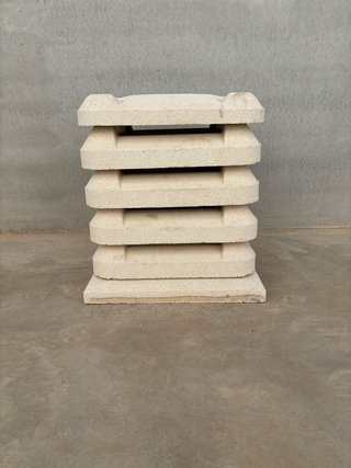 Aspirador estático o chimenea de piedra