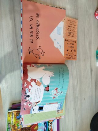Correo Mumin : inspirado en las obras de Tove J...