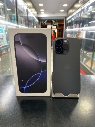 iPhone 16 Pro 128GB Negro Titanio