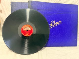 Lote 2 Álbumes Antiguos y 15 Discos 78 RPM