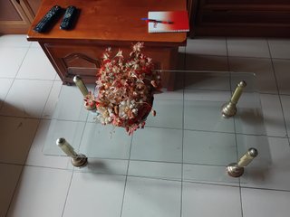 Mesa de comedor cristal y sillas