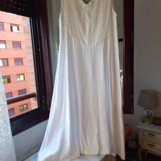 Vestido largo ibicenco con bordados