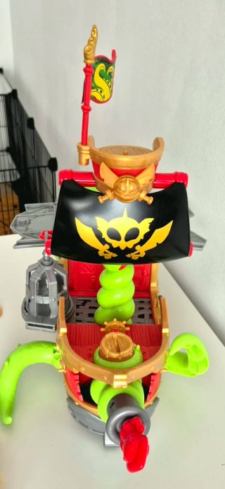 Barco Kraken Piratix
