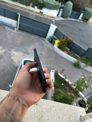 iPhone 14 Pro space grey