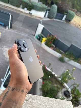 iPhone 14 Pro space grey