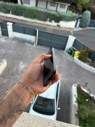 iPhone 14 Pro space grey
