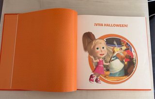 ¡Viva Hallowen! y otros cuentos. Masha y el Oso