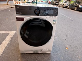 Lavadora Secadora AEG LWR9816O1C