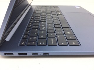 E589772-0 PC PORTATIL HP 16-BU0025NS