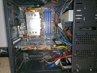 Torre Gigabyte potente