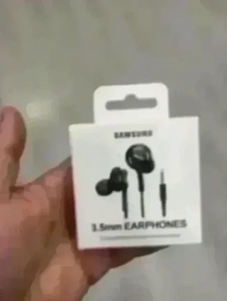 Auriculares Samsung AKG 3,5mm (EO-IA500)