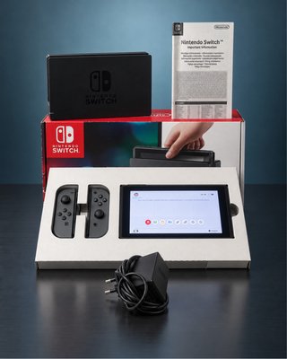 IMPOLUTA Nintendo Switch + Accesorios