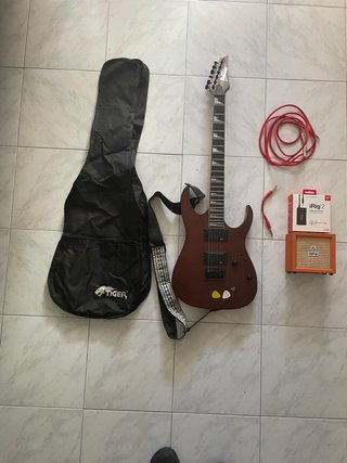 Guitarra Ibanez + Ampli Orange Crush + iRig 2