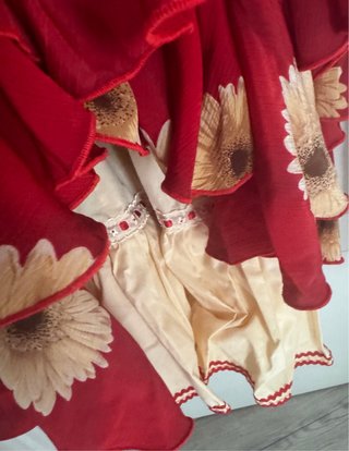 Traje Flamenca Rojo Flores