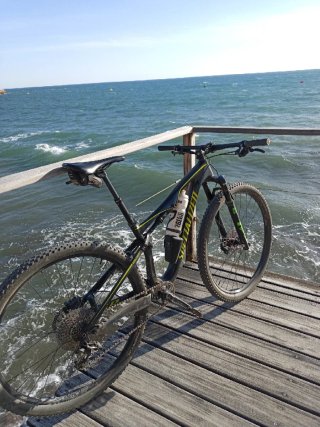 Bicicleta Specialized Epic carbono