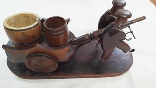 Tabaquera de madera estilo rickshaw