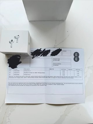 AirPods Pro 3 nuovi sigillati
