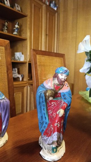 Figuras de Belén de escayola pintado a mano 30 €