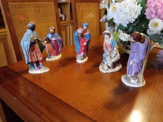 Figuras de Belén de escayola pintado a mano 30 €