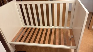 Cambiador de Bebé Blanco y cuna con colchon inclui