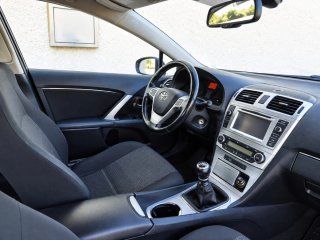 Toyota Avensis 2013