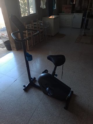 Bicicleta Estática Negra