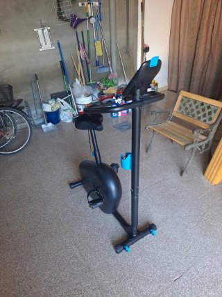 Bicicleta Estática Negra