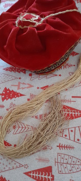 Fez Greco/Turco Tradizionale Rosso e Oro